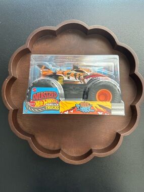 Oversized Hot Wheels Monster Trucks ~ Tiger Shark